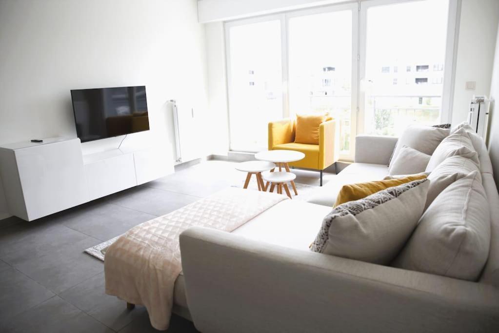 Charming Modern 2 Bedroom Apartment Alzingen Kültér fotó